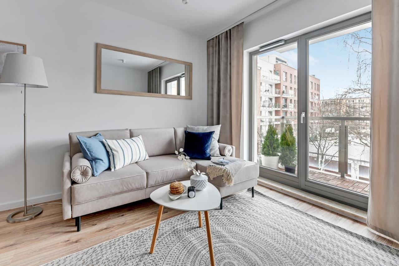 Waterlane Riverside - Spa, Pool, Gym & Parking By Downtown Apartments Гданьск Экстерьер фото
